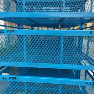 Low Box or Pallet with Stackable and Heavy Duty Mesh